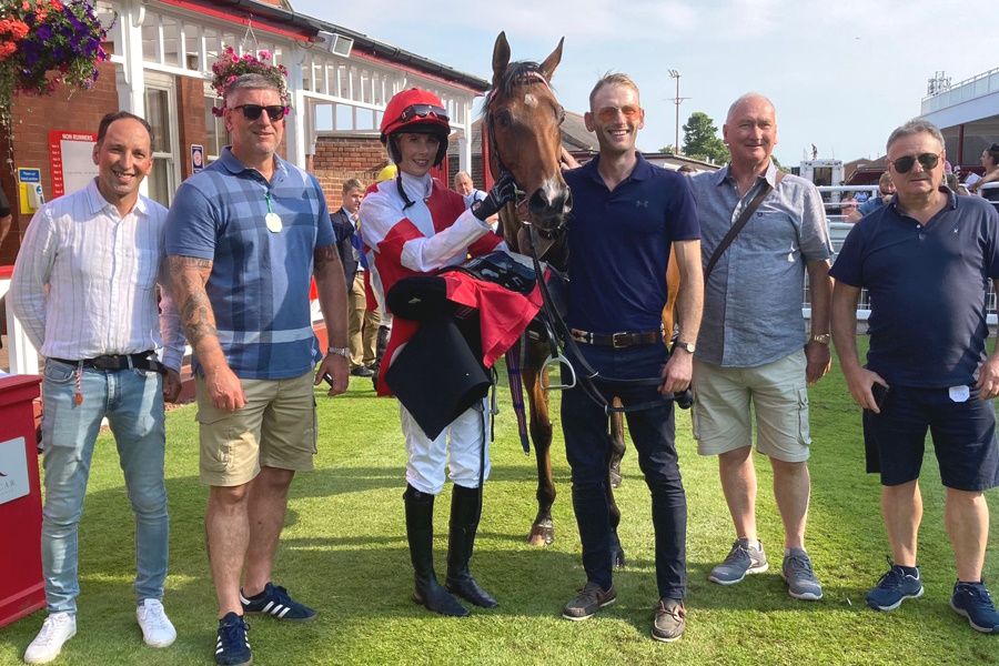 Star Of St James Wins at Redcar!